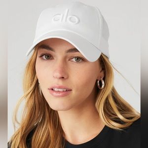 alo yoga off duty cap white